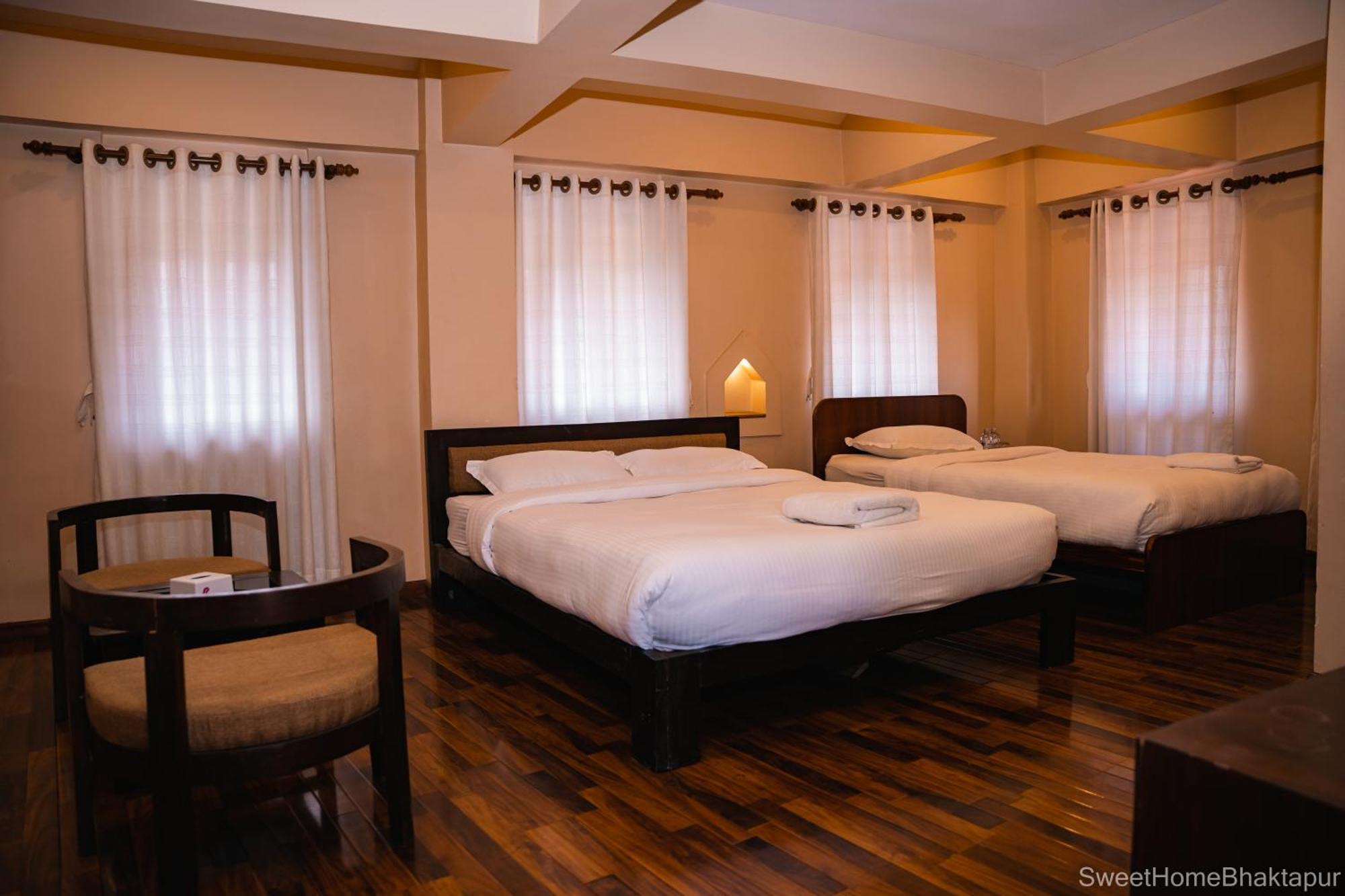 Bhatgoan Hotel Sweet Home מראה חיצוני תמונה